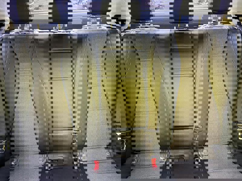 Image Mercedes-Benz 汃獡敳䔠䈠牥楬敮 200 2.0 184 Avantgarde Carplay Clim Bi-zone Caméra PA Sièges élec chauffants Bluetooth Toit ouvrant 